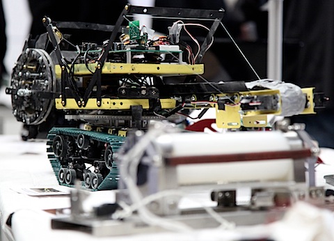 Engineering Physics Digger Robot