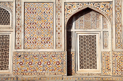 Details at Itmad-Ud-Daulah (Baby Taj)
