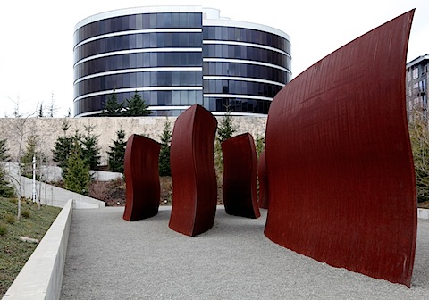 Richard Serra sculptures