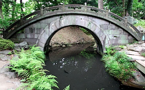 Engestu-kyo (Full moon bridge)