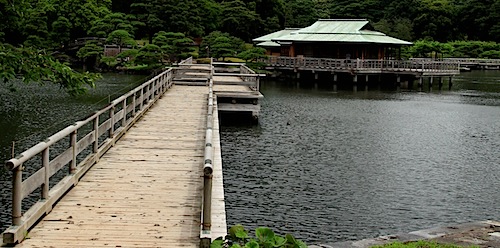 Teahouse in Hamarikyu-Teien Garden