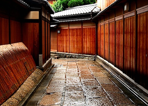 Old Kyoto alleyway