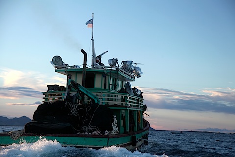 Fishing boat leaving Semporna