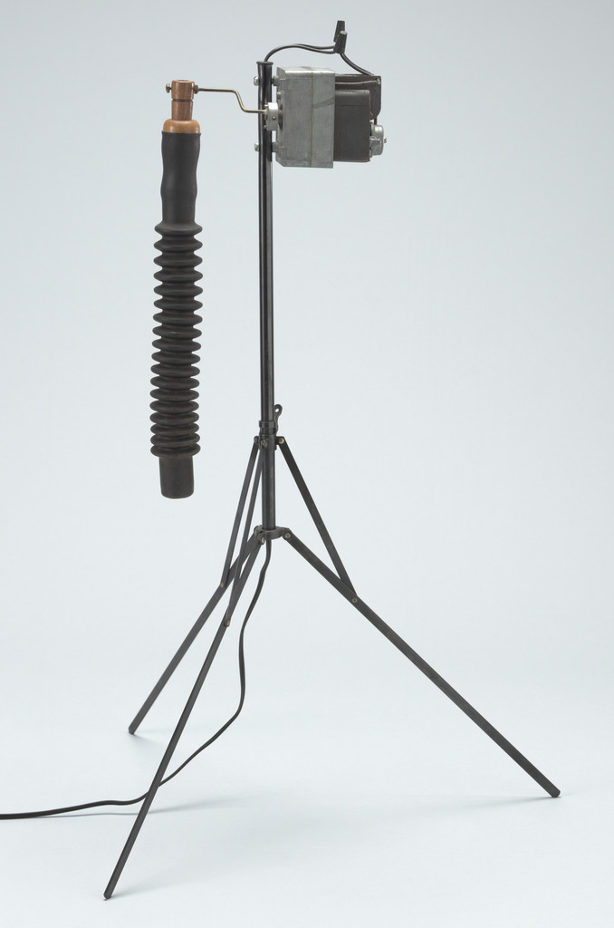 Dancing Aerophone from Mechanical Flux Orchestra