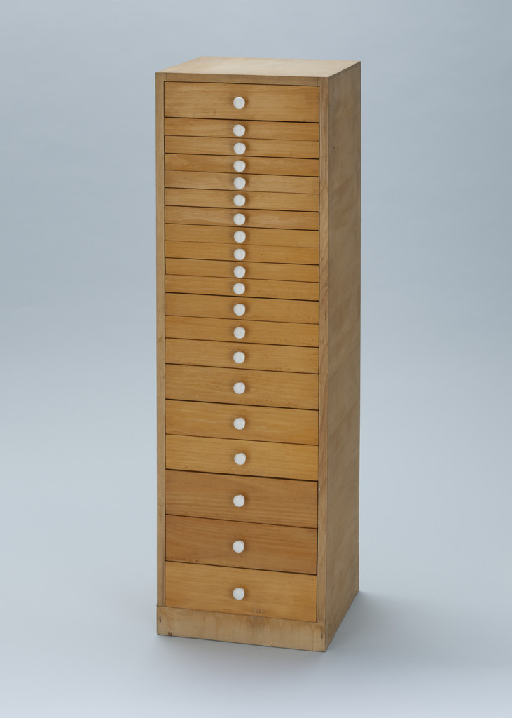 Flux Cabinet
