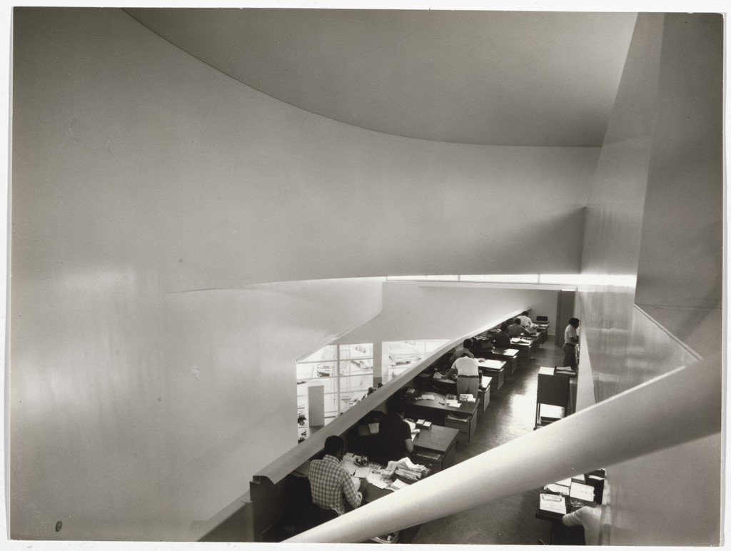 Banco Pinto & Sotto Mayor, Oliveira de Azeméis, Portugal (Interior view)