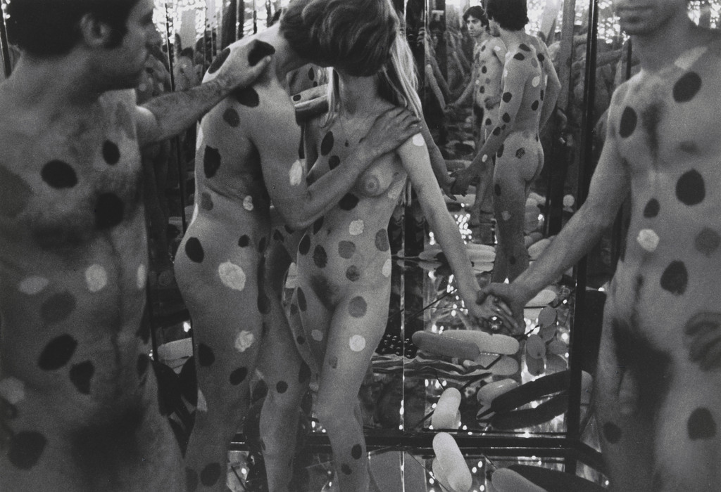 Mirror Performance, New York