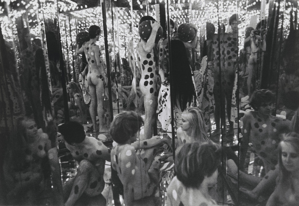 Mirror Performance, New York