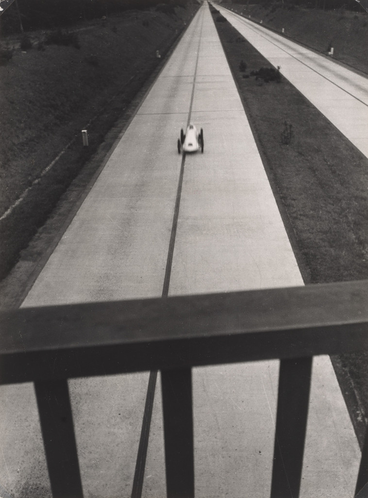 Untitled (Bobby Kohlrausch's record attempt on the Reichsautobahn)