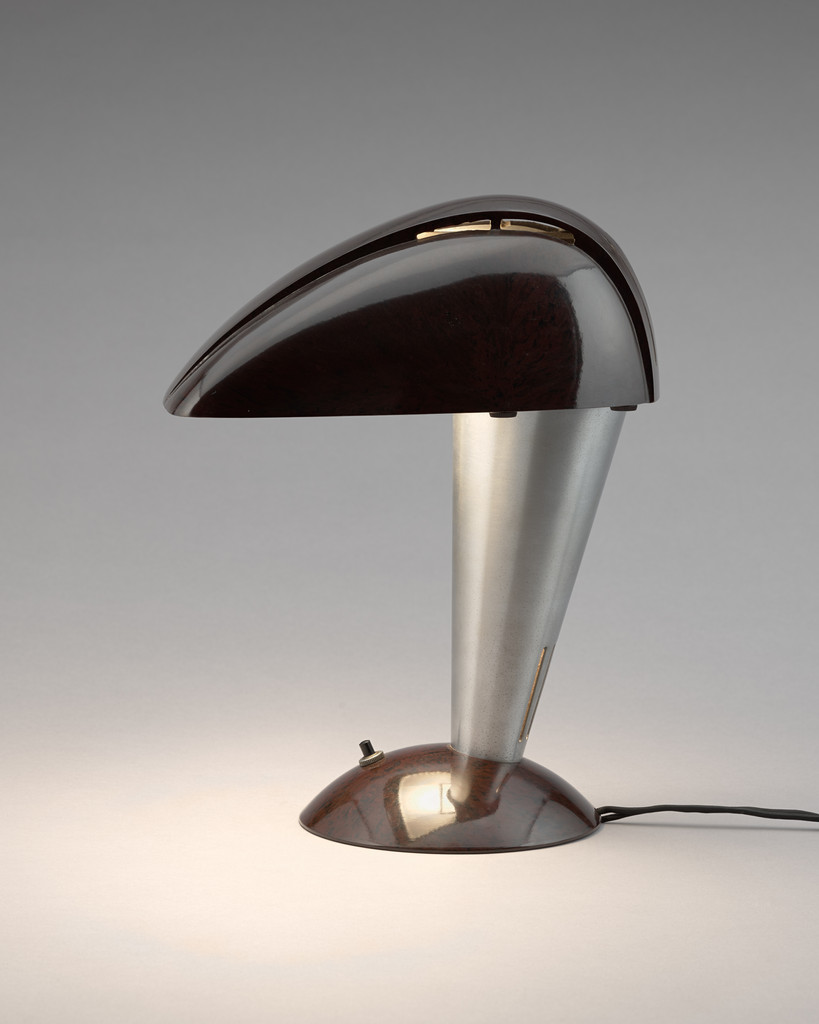 Desk lamp (model 114)