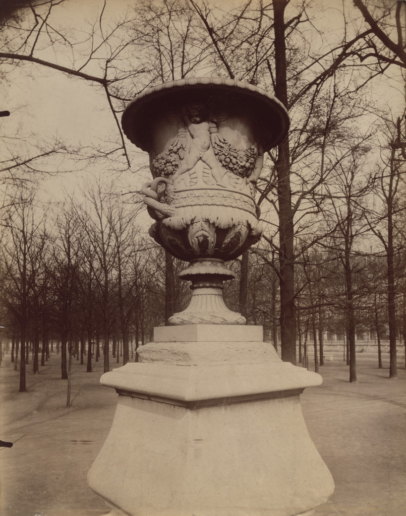 Tuileries (vase)