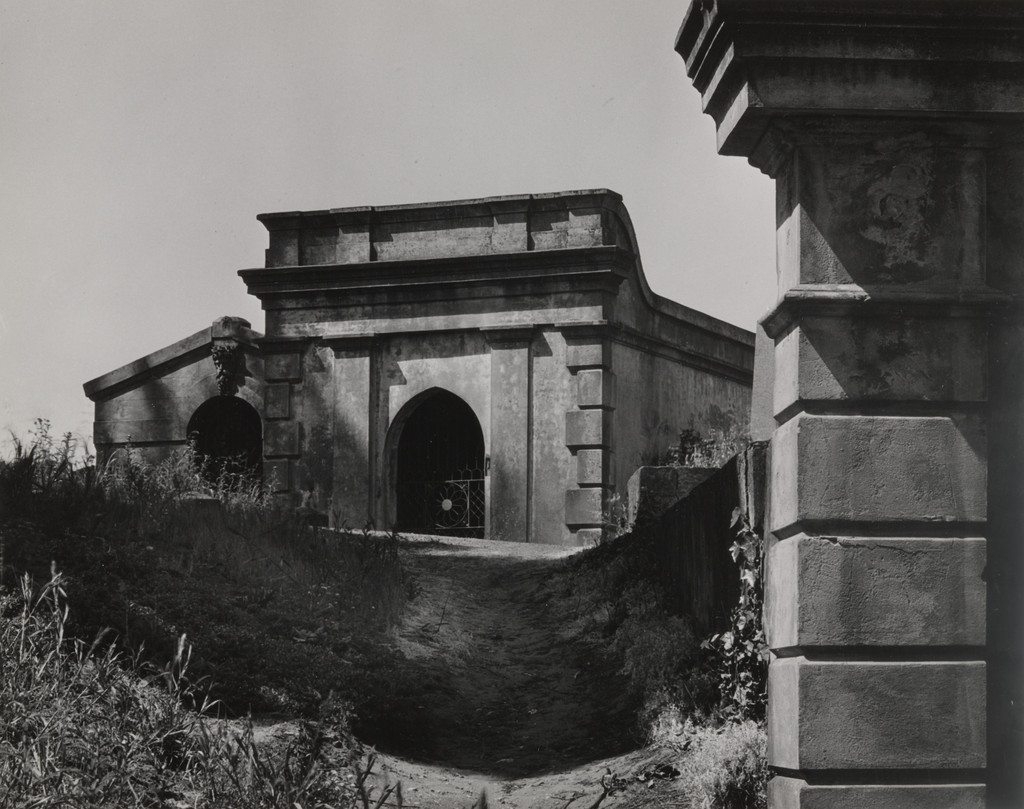 Architecture, Early California Cemetery, San Francisco