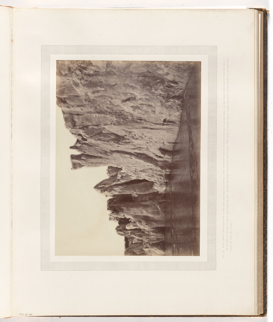 "Front view of the glacier"