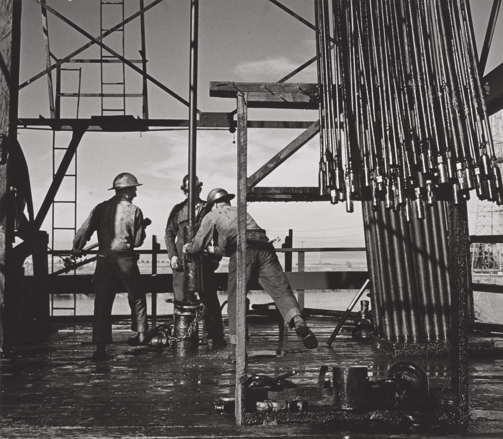 Pulling Tubing - Oil Well