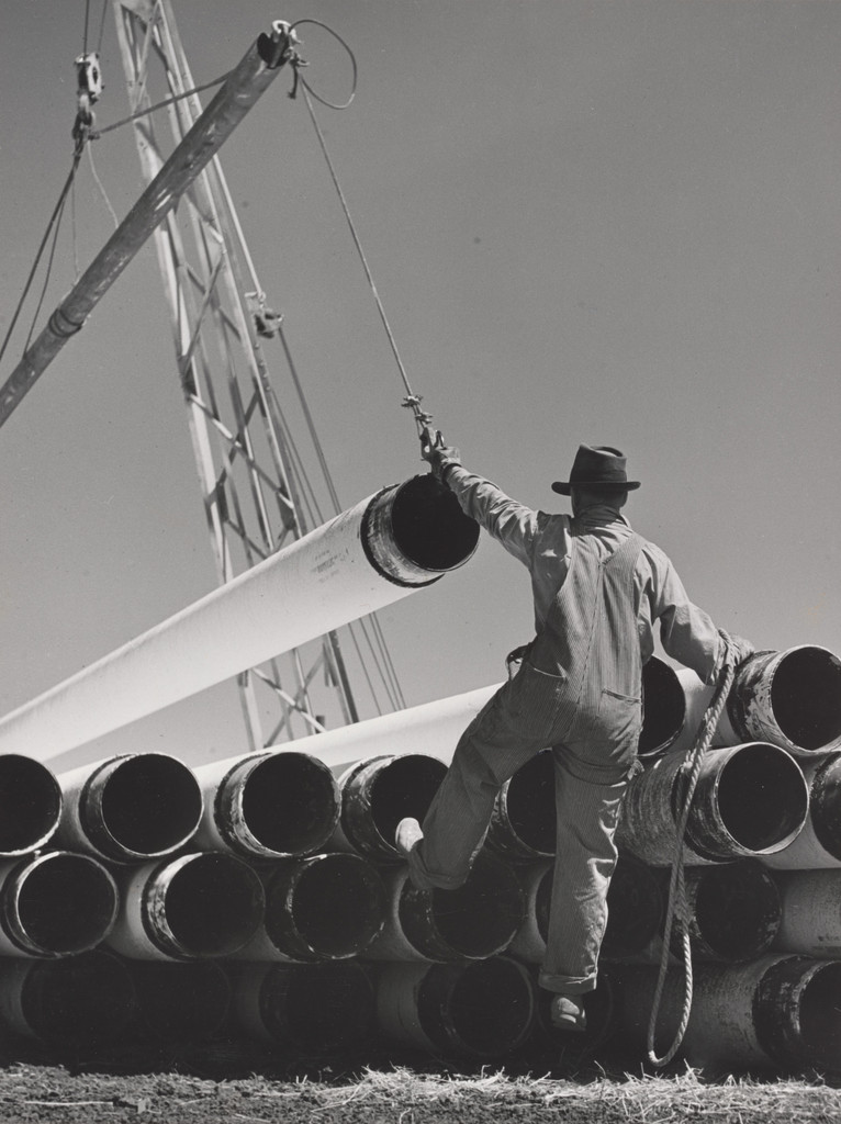 Stockpiling Coated Pipe