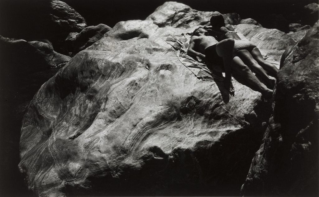Untitled, COUPLE ON ROCKS