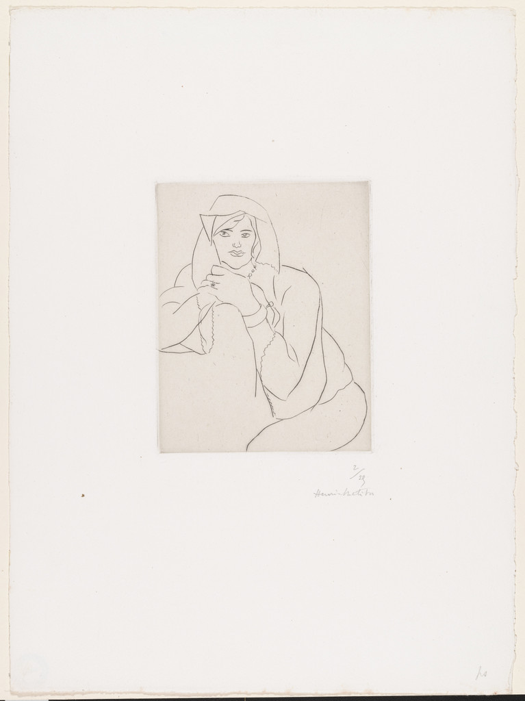 Young Woman Hands Joined on Back of Furniture (Jeune femme les mains jointes sur le dossier d'un meuble)