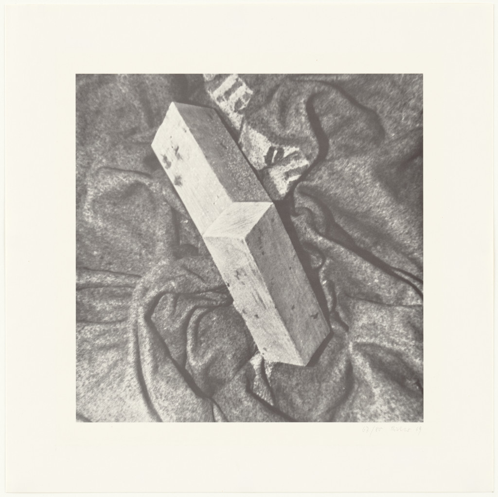 Untitled from Nine Objects (Neun Objekte)