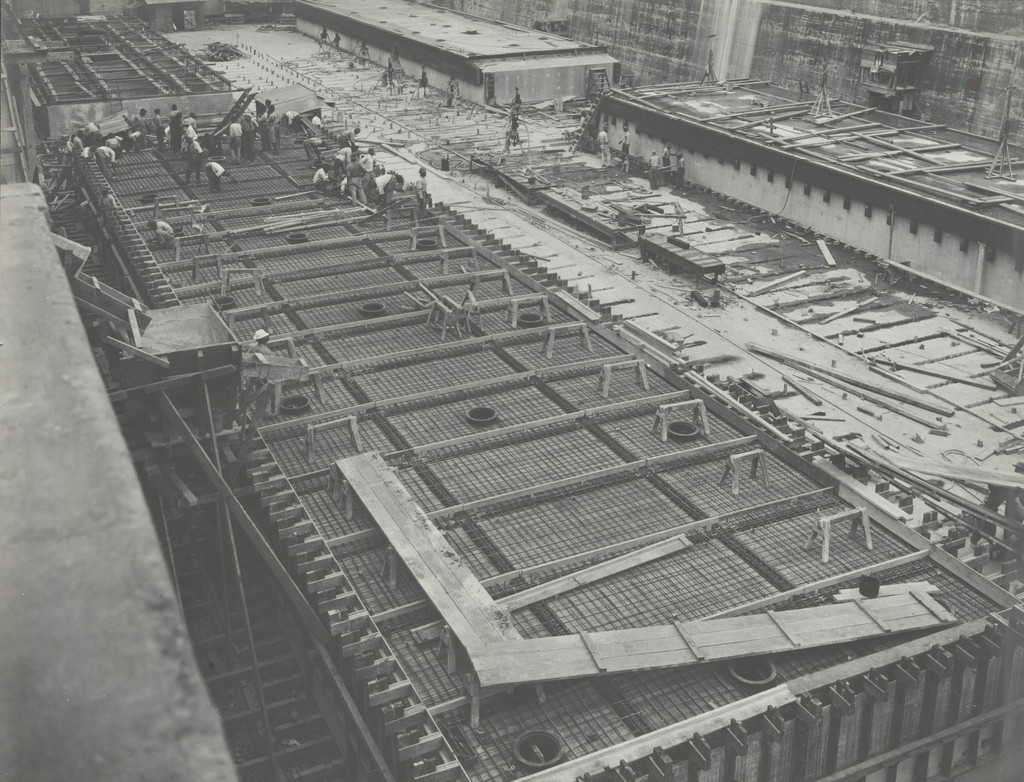 Reinforced Concrete Pontoons. General view of construction of reinforcing for decking