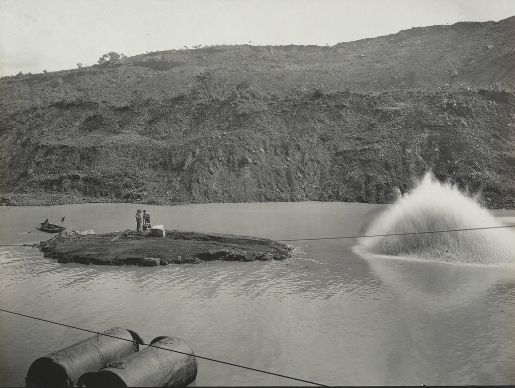 Gaillard Cut -- Culebra. Slide of Sept. 18-19, looking east. Showing island which come up from 30 ft of water, also a boulder blast